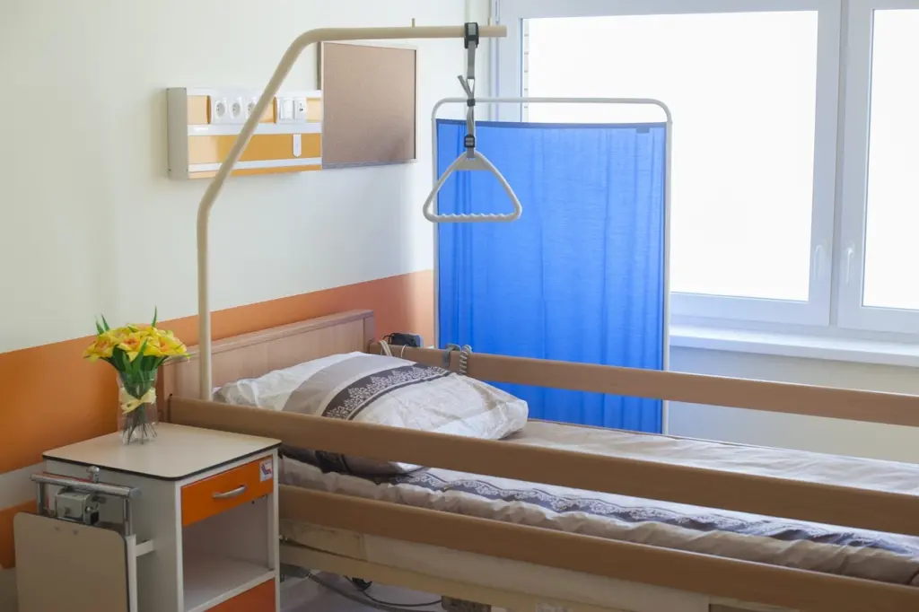 Lůžko v hospicu