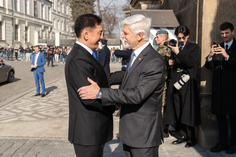 Pavel a mongolský prezident