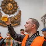 Hřib s půllitrem piva