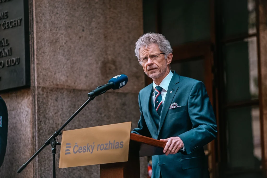 Miloš Vystrčil proslov u Českého rozhlasu