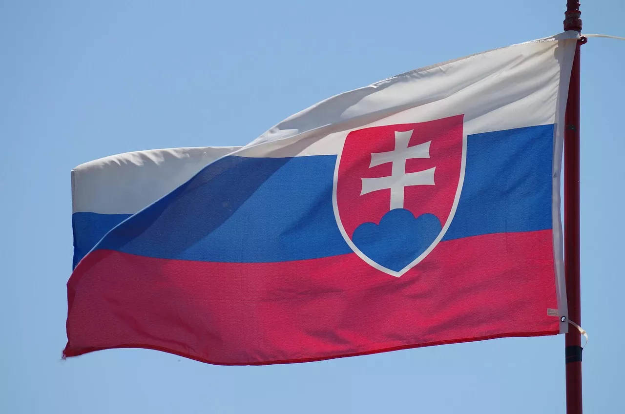 Trikolora kritizuje neúčast českých činitelů na oslavách SNP na Slovensku