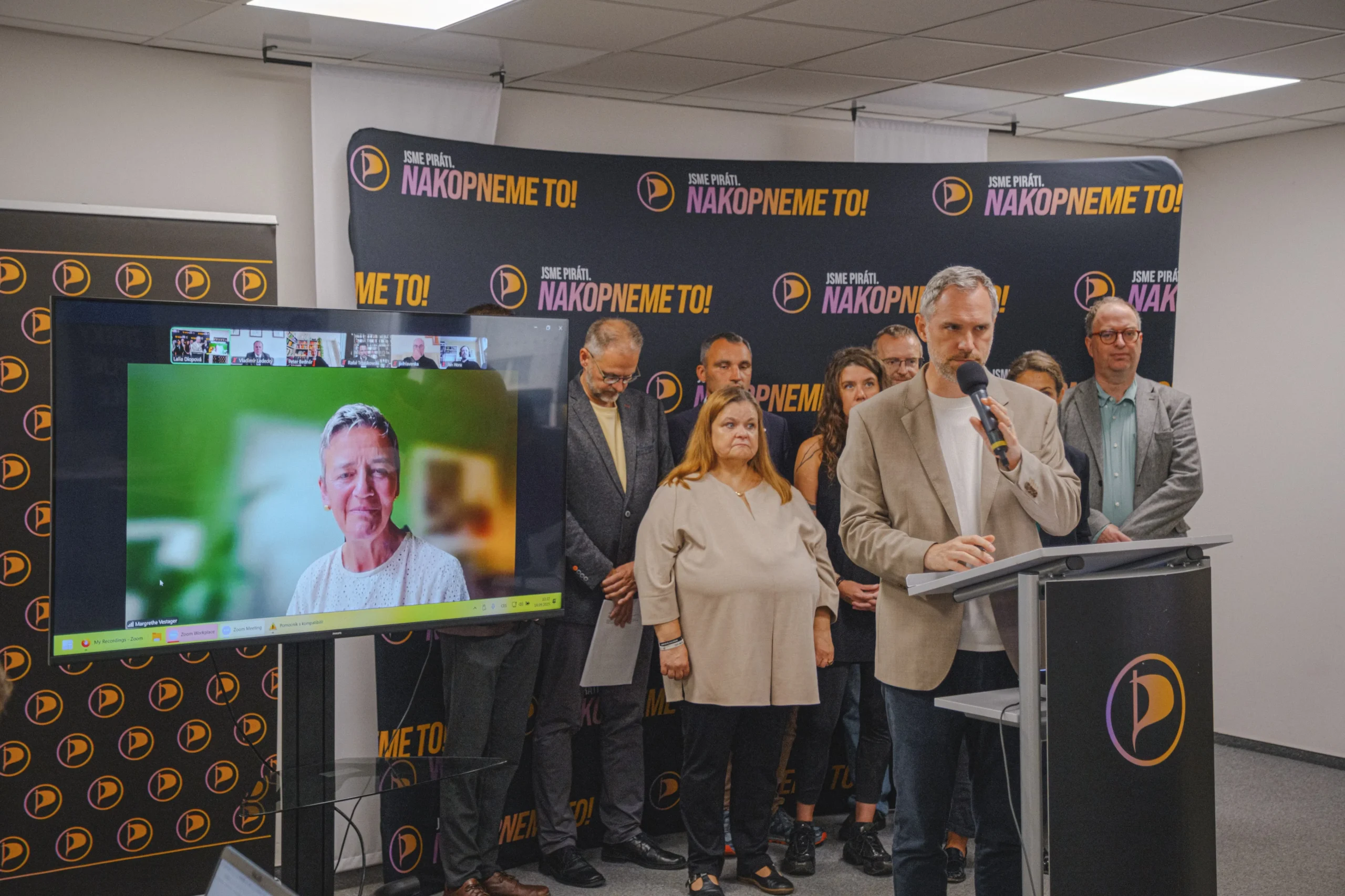 Hřib a poradní tým