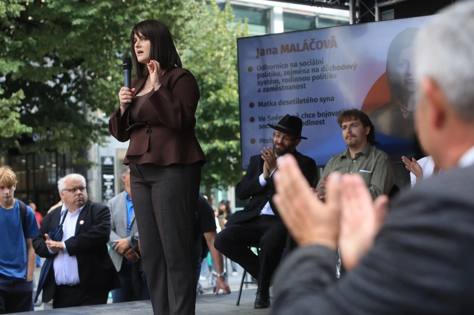 Jana Maláčová na meetingu