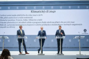 Tisková konference vlády