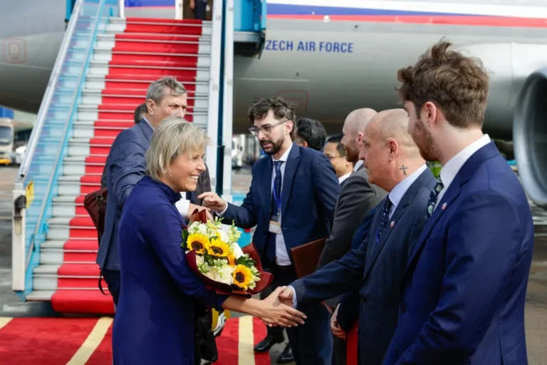 Jana Mračková Vildumetzová Vietnam