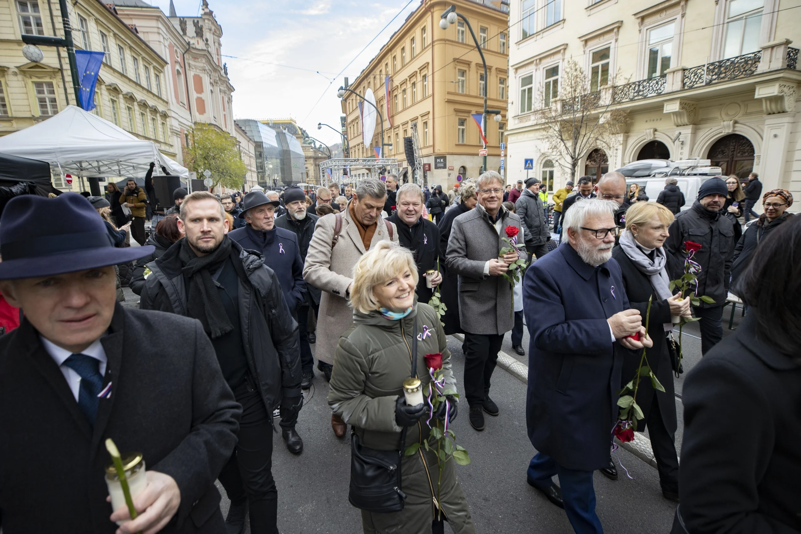 Senátoři na Národní třídě