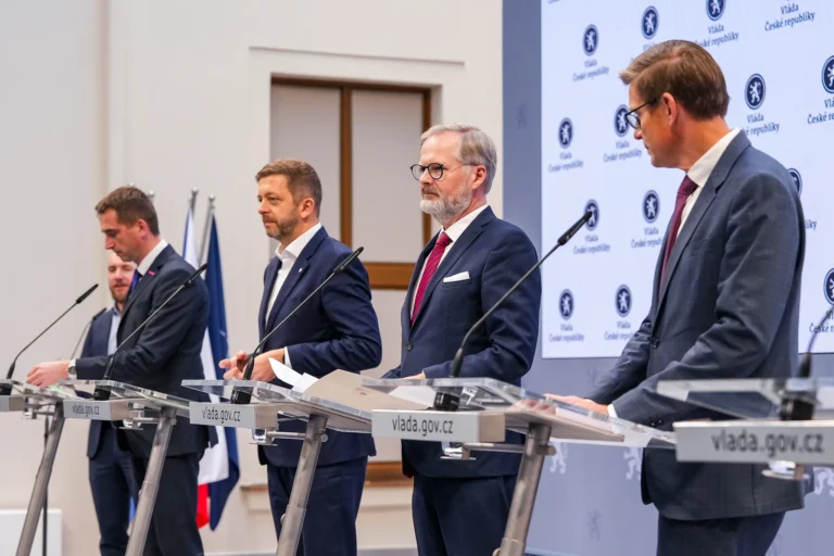 Vláda Petra Fialy v demisi