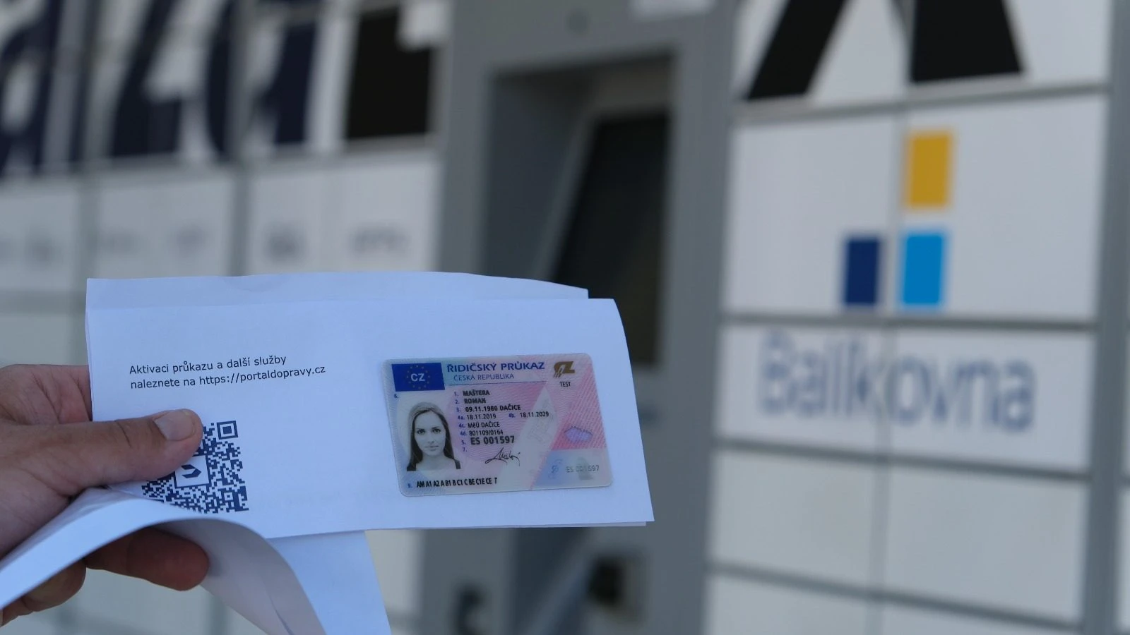 Řidičský průkaz a výdejní místo dokladů