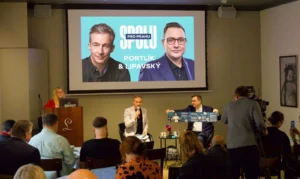 Tomáš Portlík a Jan Lipavský na tiskové konferenci