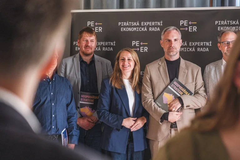 Piráti představili ekonomickou radu PEER