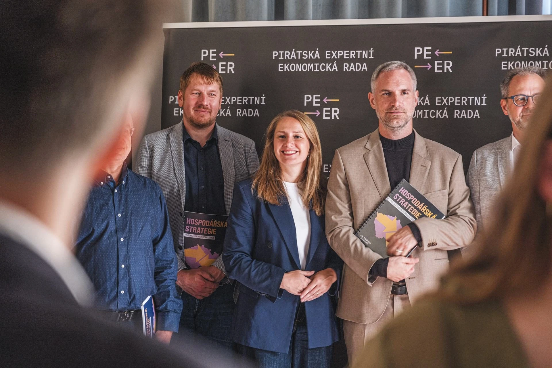 Piráti představili ekonomickou radu PEER